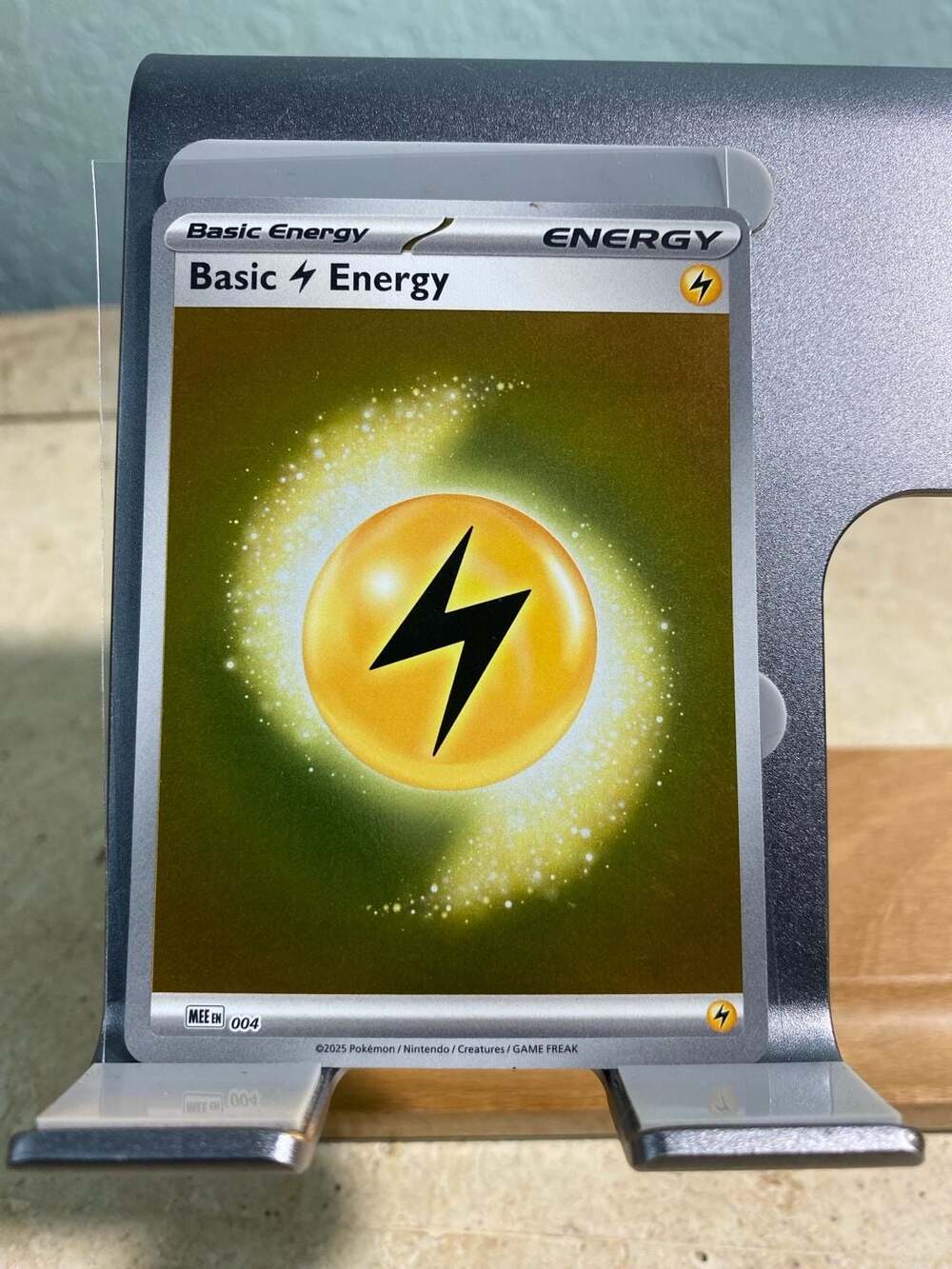 Pokémon TCG Pokémon 151 Basic Electric Energy (Cosmos Holo) 004 SVE